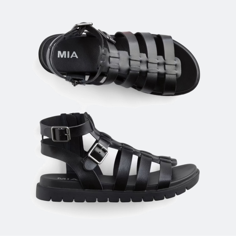 MIA Caralynn Gladiator Footbed Sandal size 9